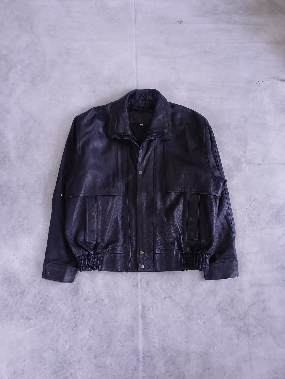 Vintage Men's Black Leather Bomber Jacket